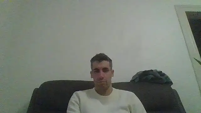 Snapshot of JulioIsHere4you chatting on December 2025 07:57:02 AM JulioIsHere4you online show from December 2025 07:57:02 AM