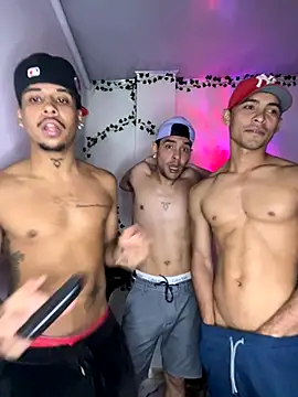 Snapshot of Owen_Benkosky chatting on November 2025 03:27:01 AM Owen Benkosky online show from November 2025 03:27:01 AM