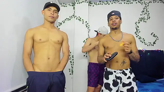 Snapshot of Owen_Benkosky chatting on November 2025 03:18:02 AM Owen Benkosky online show from November 2025 03:18:02 AM