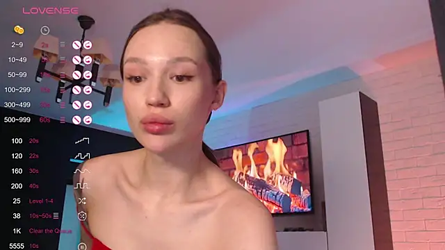 Snapshot of JadeSwift chatting on September 2025 03:14:01 PM JadeSwift online show from September 2025 03:14:01 PM