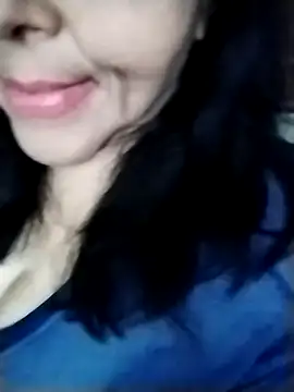 tishaluck29 online show from September 2025 07:03:02 PM