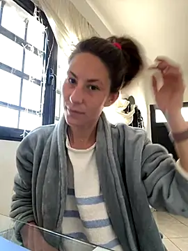 misspiecitos online show from September 2025 11:10:01 AM