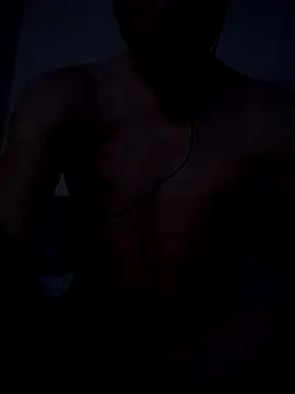 Snapshot of Johnclips2 chatting on December 2025 05:58:01 AM Johnclips2 online show from December 2025 05:58:01 AM