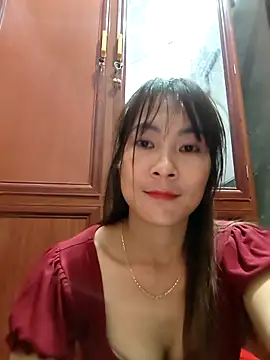 Yumyum kiw online show from December 2025 04:35:02 PM