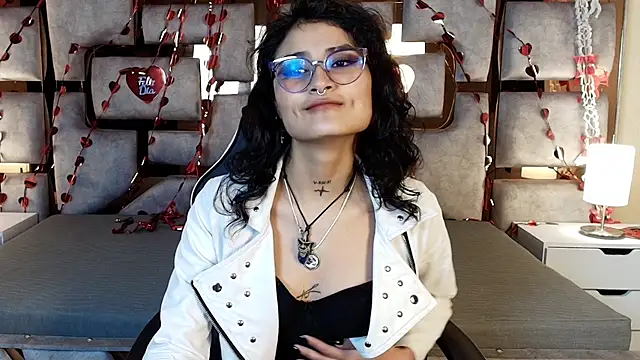 LilyRouset online show from September 2025 12:49:02 PM