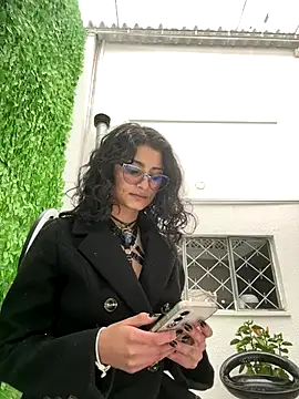 LilyRouset online show from September 2025 12:28:02 PM
