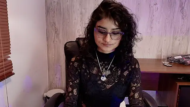 LilyRouset online show from September 2025 01:13:01 PM