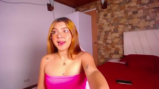   Ivy  Moon   online show from September 2025 01:35:02 PM