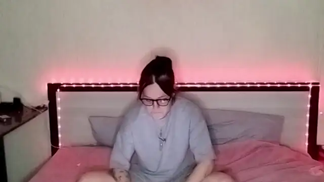 KittyJenny online show from September 2025 03:02:01 PM