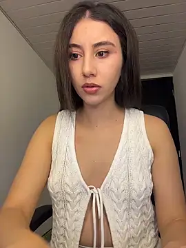 Snapshot of Viithoney chatting on November 2025 12:10:02 AM Viithoney online show from November 2025 12:10:02 AM