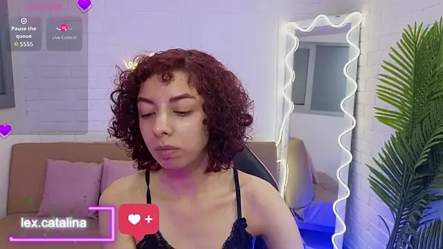 DALIAA TAY online show from September 2025 03:30:02 AM