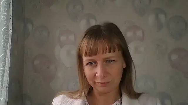 Nivorae online show from September 2025 07:43:01 AM