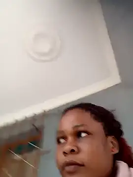 BlondieBitch online show from October 2025 01:45:02 PM