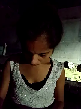 Snapshot of Saloni-Gupta chatting on September 2025 08:56:01 PM Saloni-Gupta online show from September 2025 08:56:01 PM