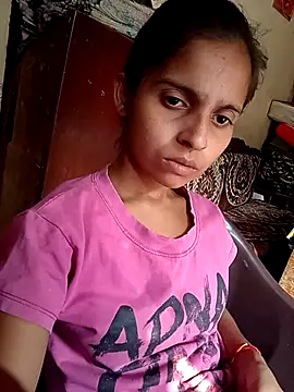 Snapshot of Saloni-Gupta chatting on October 2025 08:59:02 AM Saloni-Gupta online show from October 2025 08:59:02 AM