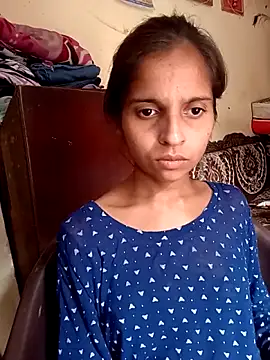 Snapshot of Saloni-Gupta chatting on October 2025 07:08:01 AM Saloni-Gupta online show from October 2025 07:08:01 AM