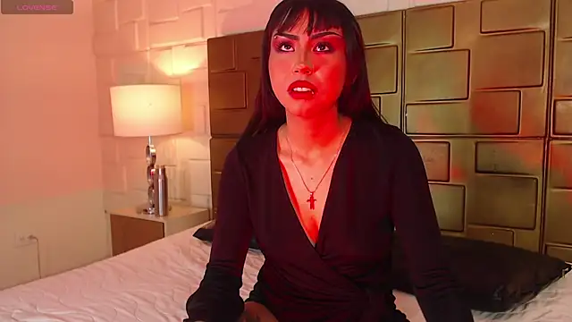 Snapshot of MavisManson chatting on September 2025 08:12:02 PM MavisManson online show from September 2025 08:12:02 PM