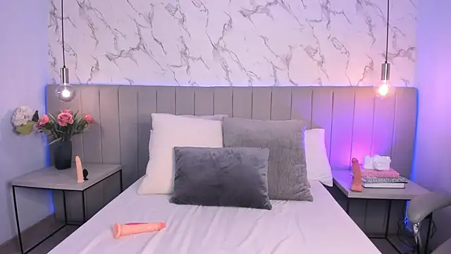 Snapshot of Amber_Santana chatting on October 2025 09:22:01 PM Amber Santana online show from October 2025 09:22:01 PM