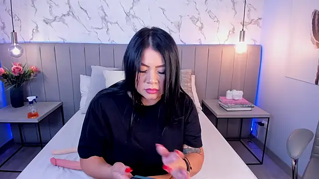 Snapshot of Amber_Santana chatting on October 2025 09:24:01 PM Amber Santana online show from October 2025 09:24:01 PM