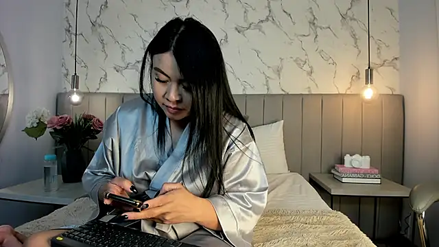 Snapshot of Amber_Santana chatting on November 2025 09:03:01 PM Amber Santana online show from November 2025 09:03:01 PM