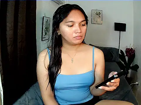 Nikki Karishma online show from September 2025 04:52:01 PM