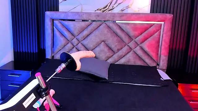 Snapshot of Daniwhatson chatting on September 2025 03:45:02 AM Daniwhatson online show from September 2025 03:45:02 AM