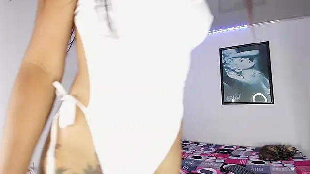 Karla-megan online show from September 2025 01:09:01 AM