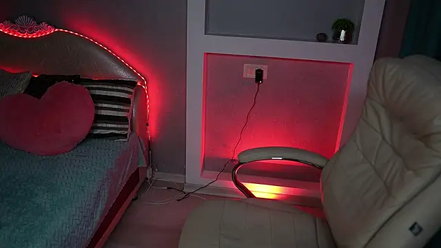 KittyLina online show from September 2025 02:02:01 AM