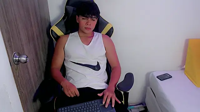 Kray x online show from September 2025 06:52:02 PM