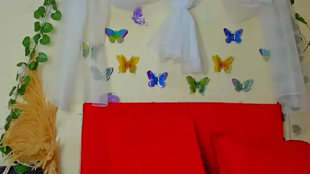 AnahiRivera09 online show from September 2025 08:43:01 PM
