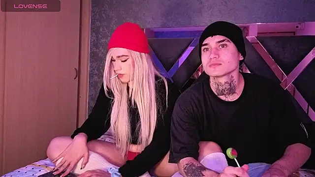 Snapshot of owen_desmond chatting on October 2025 04:01:02 AM owen desmond online show from October 2025 04:01:02 AM