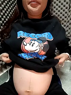 Pipi23  online show from December 2025 02:35:02 PM