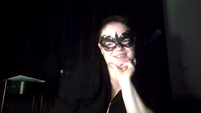 Snapshot of Katy2323 chatting on October 2025 06:58:01 PM Katy2323 online show from October 2025 06:58:01 PM