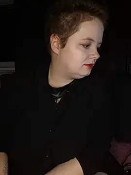 Snapshot of Katy2323 chatting on October 2025 07:03:02 PM Katy2323 online show from October 2025 07:03:02 PM