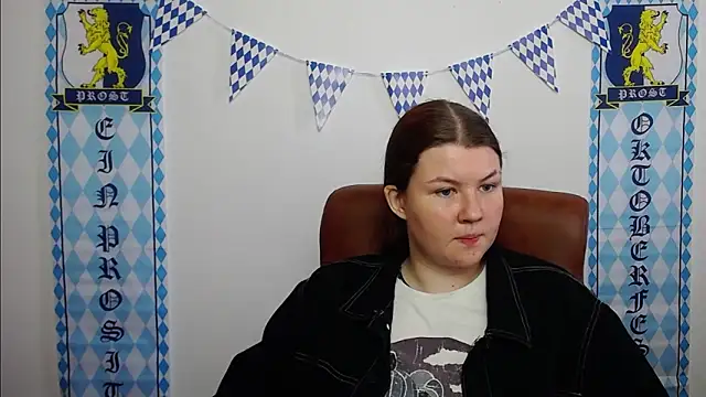 AveryMiss online show from September 2025 08:39:02 AM