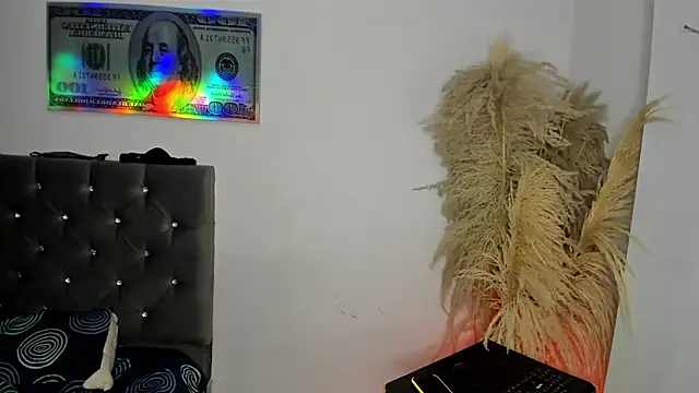Samantha100 online show from September 2025 01:46:02 PM