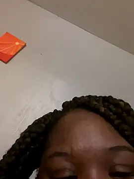 ChocolateKissesBaee online show from September 2025 02:27:01 AM