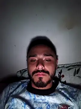 Enrialvarezgt online show from September 2025 05:44:01 AM