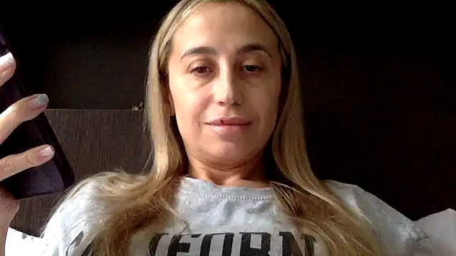 Jeyvaris online show from September 2025 01:49:01 PM