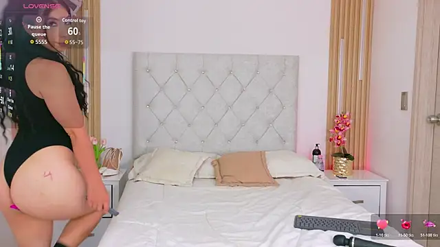 Snapshot of Ashley-Whitee chatting on December 2025 12:40:02 AM Ashley-Whitee online show from December 2025 12:40:02 AM