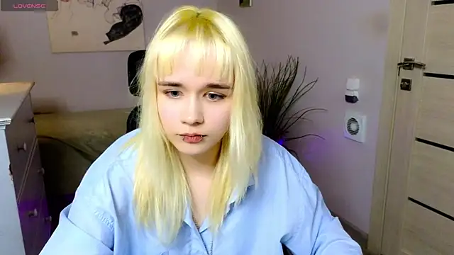 Shuhua Meow online show from September 2025 04:01:01 PM
