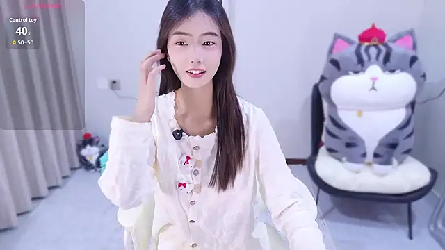 Snapshot of PUTAO_ chatting on November 2025 10:04:02 AM PUTAO online show from November 2025 10:04:02 AM