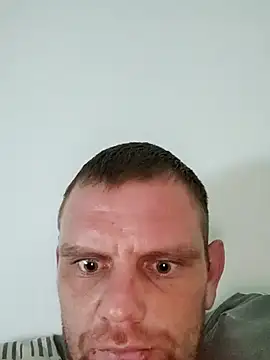 Neriesto0 online show from September 2025 02:21:01 PM