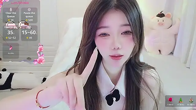 Snapshot of Coco-Di chatting on November 2025 02:28:02 AM Coco-Di online show from November 2025 02:28:02 AM