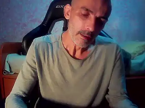 Snapshot of uaintmybabbydaddy chatting on November 2025 02:30:02 PM uaintmybabbydaddy online show from November 2025 02:30:02 PM