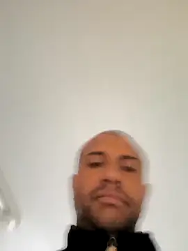 paulo1425 online show from September 2025 10:57:02 PM