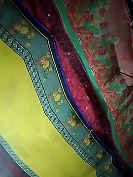 Snapshot of Lona2525 chatting on October 2025 06:04:01 PM Lona2525 online show from October 2025 06:04:01 PM