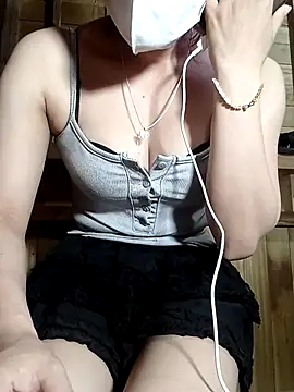 Snapshot of LenaCii chatting on October 2025 05:03:02 PM LenaCii online show from October 2025 05:03:02 PM