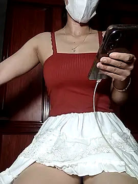 Snapshot of LenaCii chatting on October 2025 06:46:02 AM LenaCii online show from October 2025 06:46:02 AM