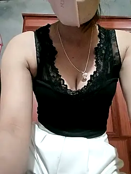 Snapshot of LenaCii chatting on October 2025 08:09:02 PM LenaCii online show from October 2025 08:09:02 PM